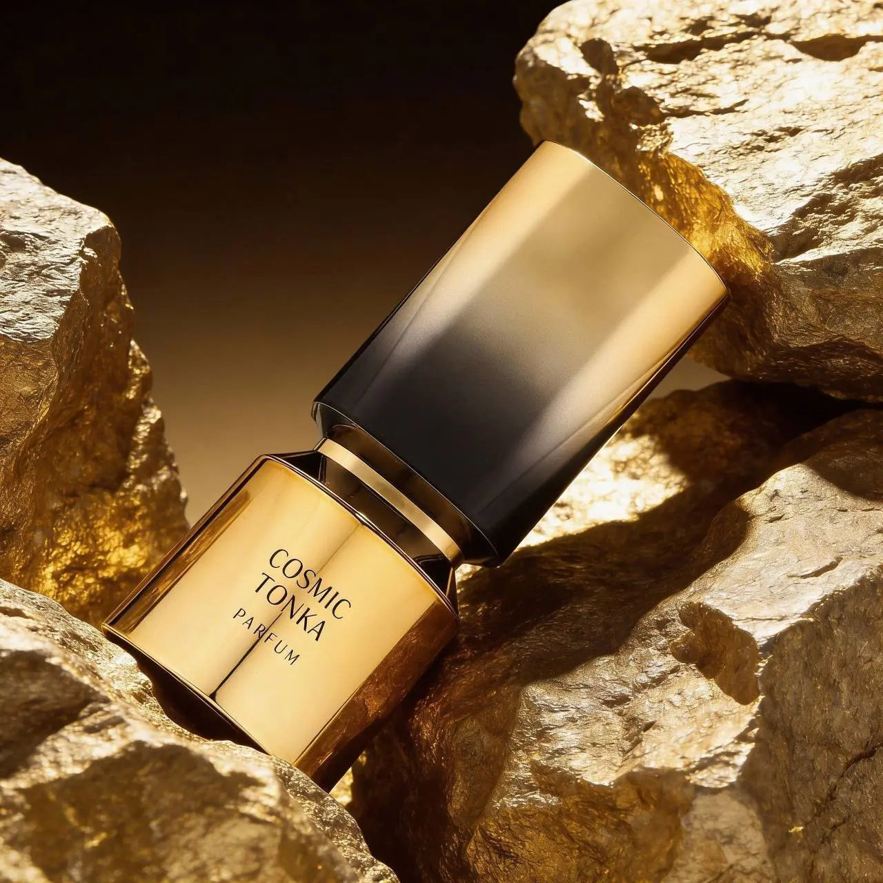 בקבוק Cosmic Tonka French Avenue Parfum 100ml יוניסקס – זווית אלגנטית